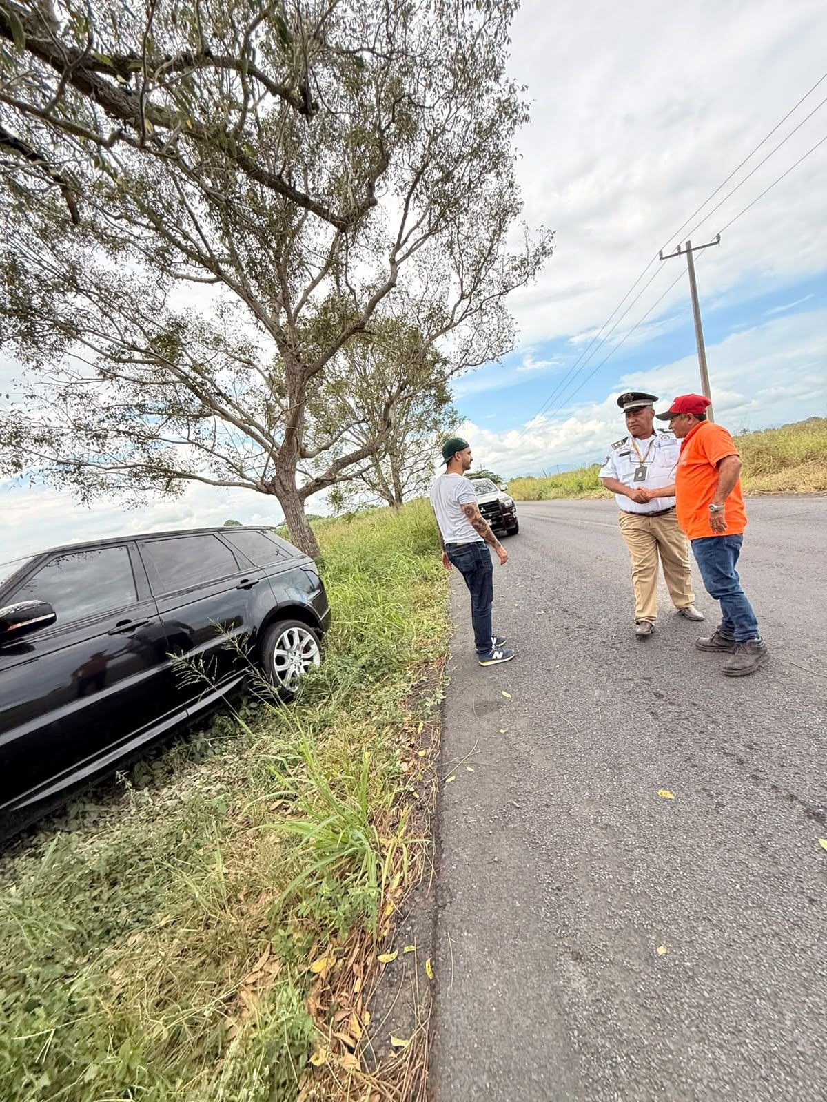 Se sale del camino y se estampa contra un árbol en el tramo El Arenal – Úrsulo Galván