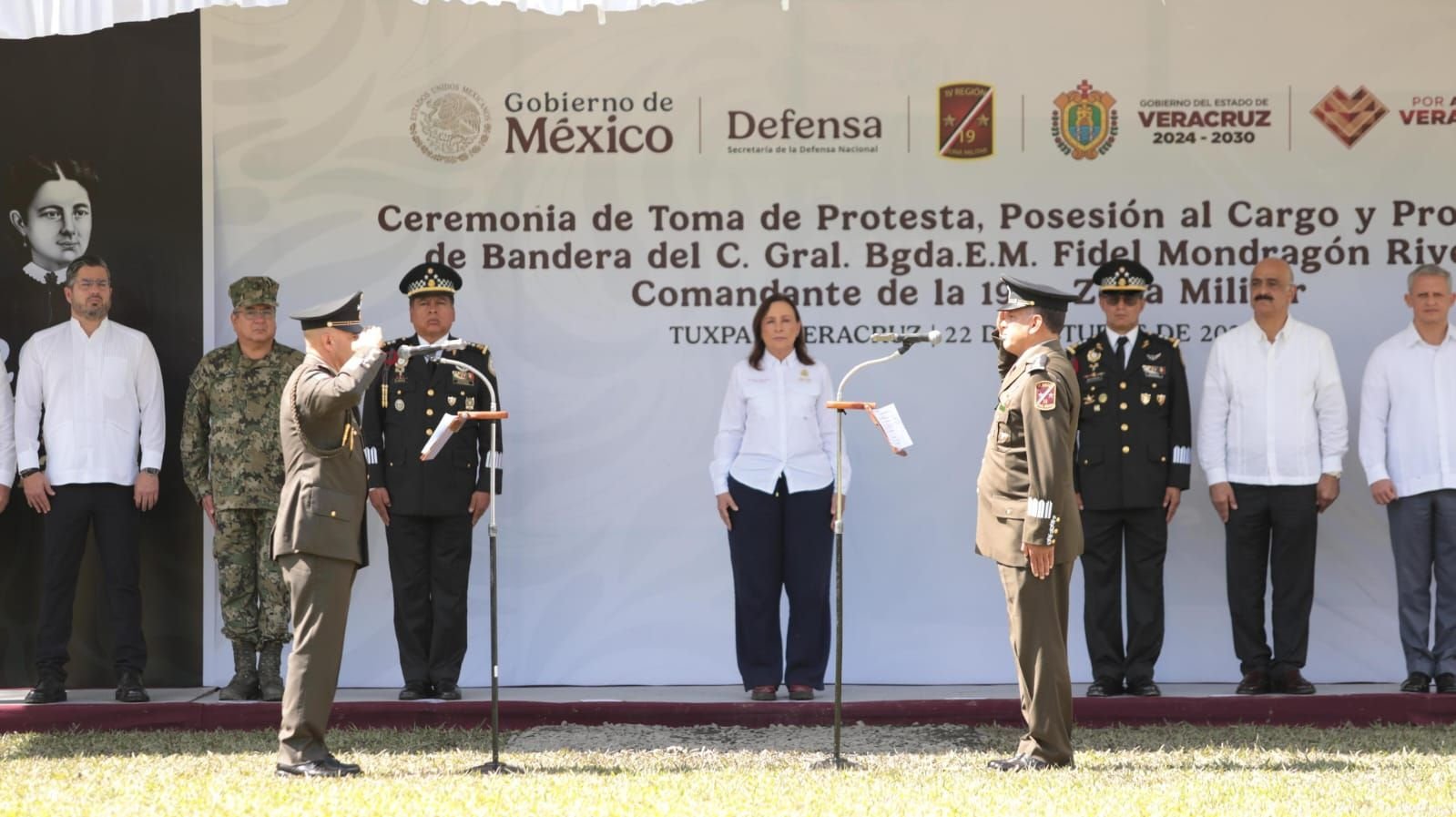 Gobernadora Rocío Nahle presente en relevo de mando de la 19/a Zona Militar con sede en Tuxpan