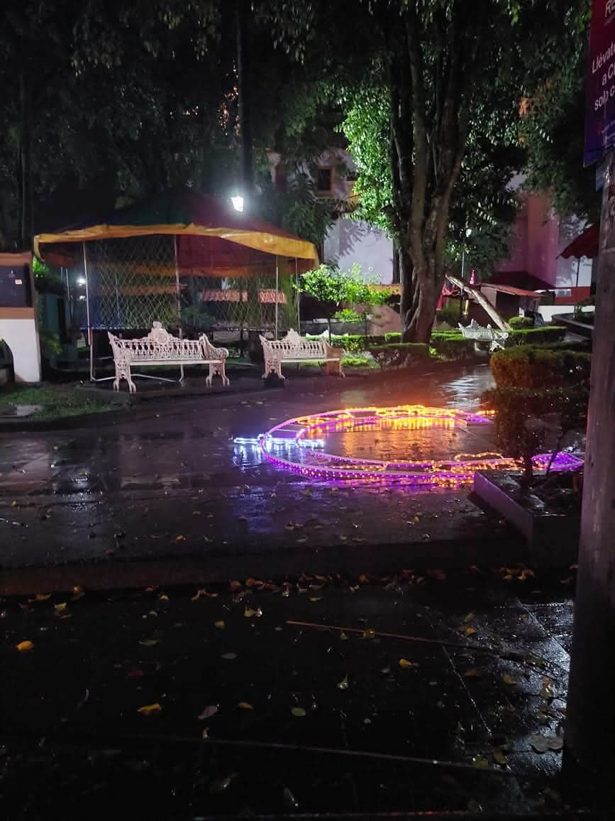 Vandalizan Catrinas y adornos de Día de Muertos en Xico