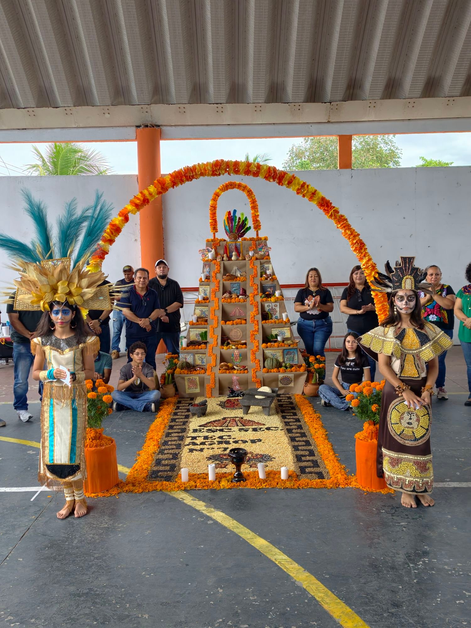 Gran muestra de altares en Úrsulo Galván Cabecera y Cempoala: tradición y orgullo