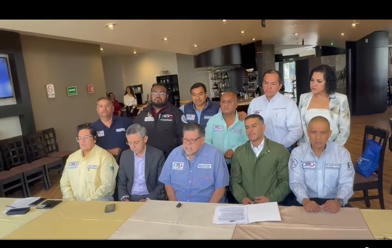 Se retiran bloqueos de transportistas, llegan a un acuerdo con la SEGOB