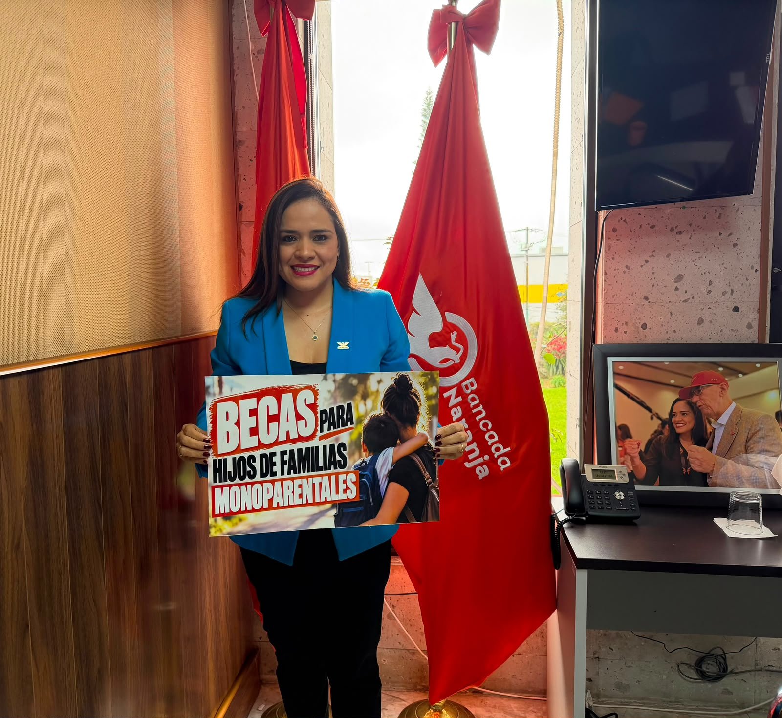 ¡CRIAR SOLOS NO DEBERÍA SIGNIFICAR LUCHAR SOLOS!: ELENA CÓRDOVA PROPONE BECAS PARA HIJOS DE FAMILIAS MONOPARENTALES