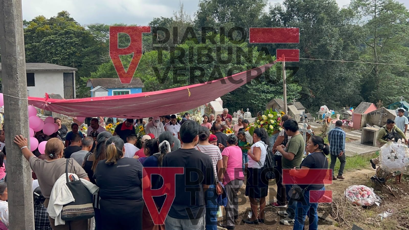 Dan el último adiós a Joselyn, jovén que trágicamente murió por inundaciones en Xalapa